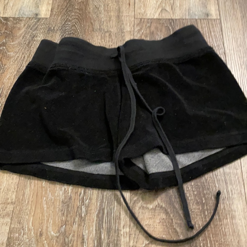 Hard tail shorts size medium terry black